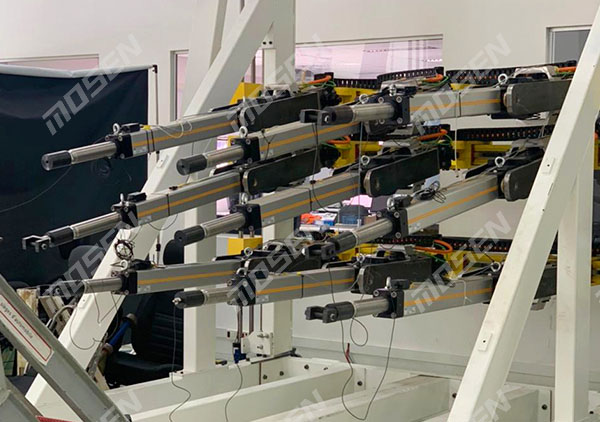 派克電缸替代液壓執(zhí)行機構(gòu)汽車座椅安全帶測試應用.jpg 派克電缸替代液壓執(zhí)行機構(gòu)汽車座椅安全帶測試應用.jpg